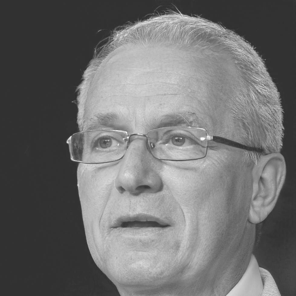 Portrait of Dmitri Kovalenko, senior technical artist and program instructor with 12 years of industry experience